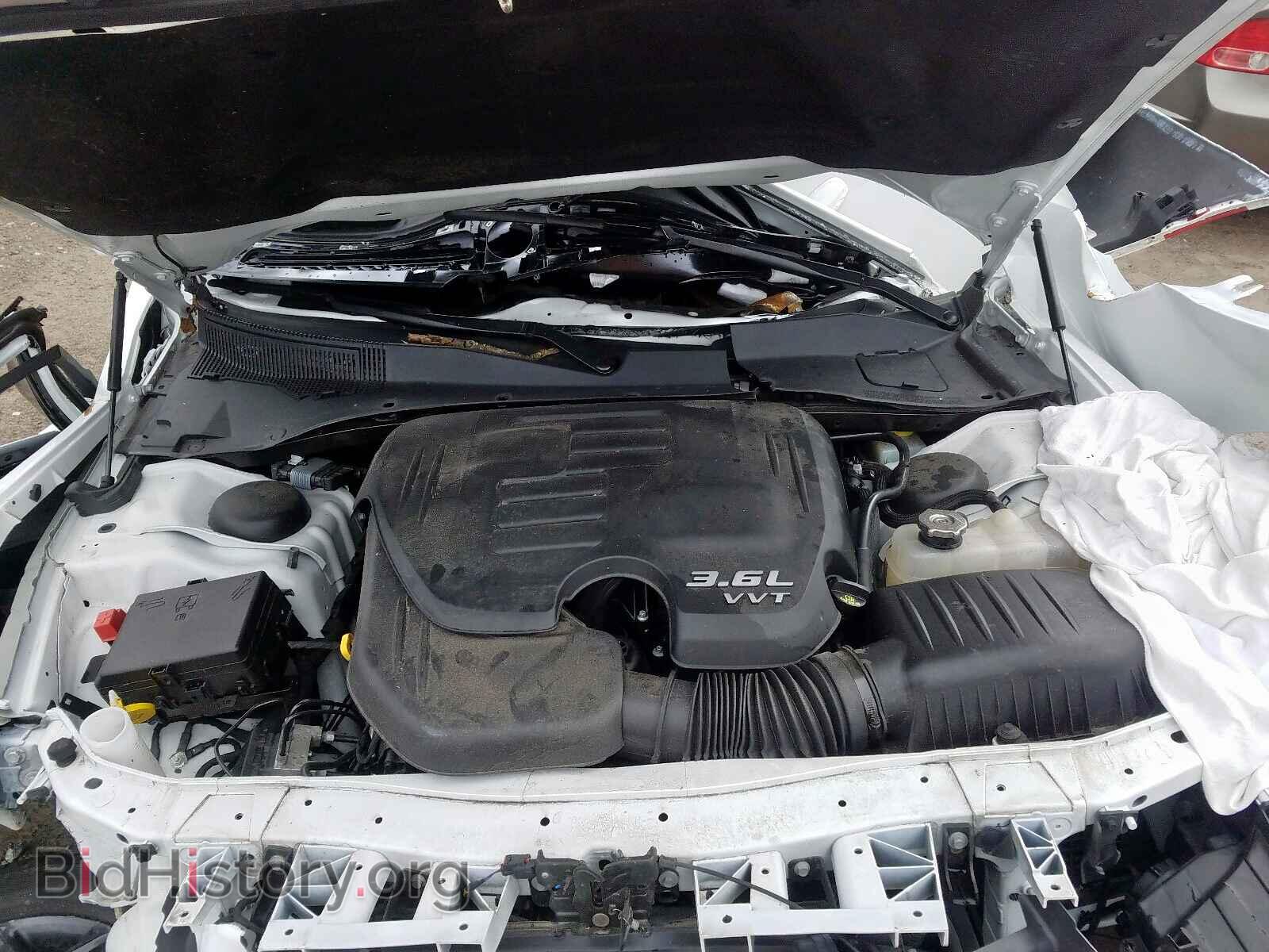2019 CHRYSLER 300 - VIN: 2C3CCAGG0KH632139 - Фото 7