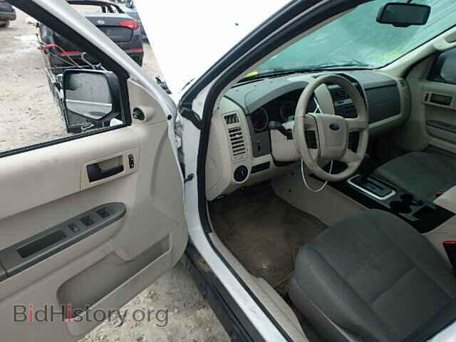 2011 FORD ESCAPE - VIN: 1FMCU0C78BKA31431 - Фото 9