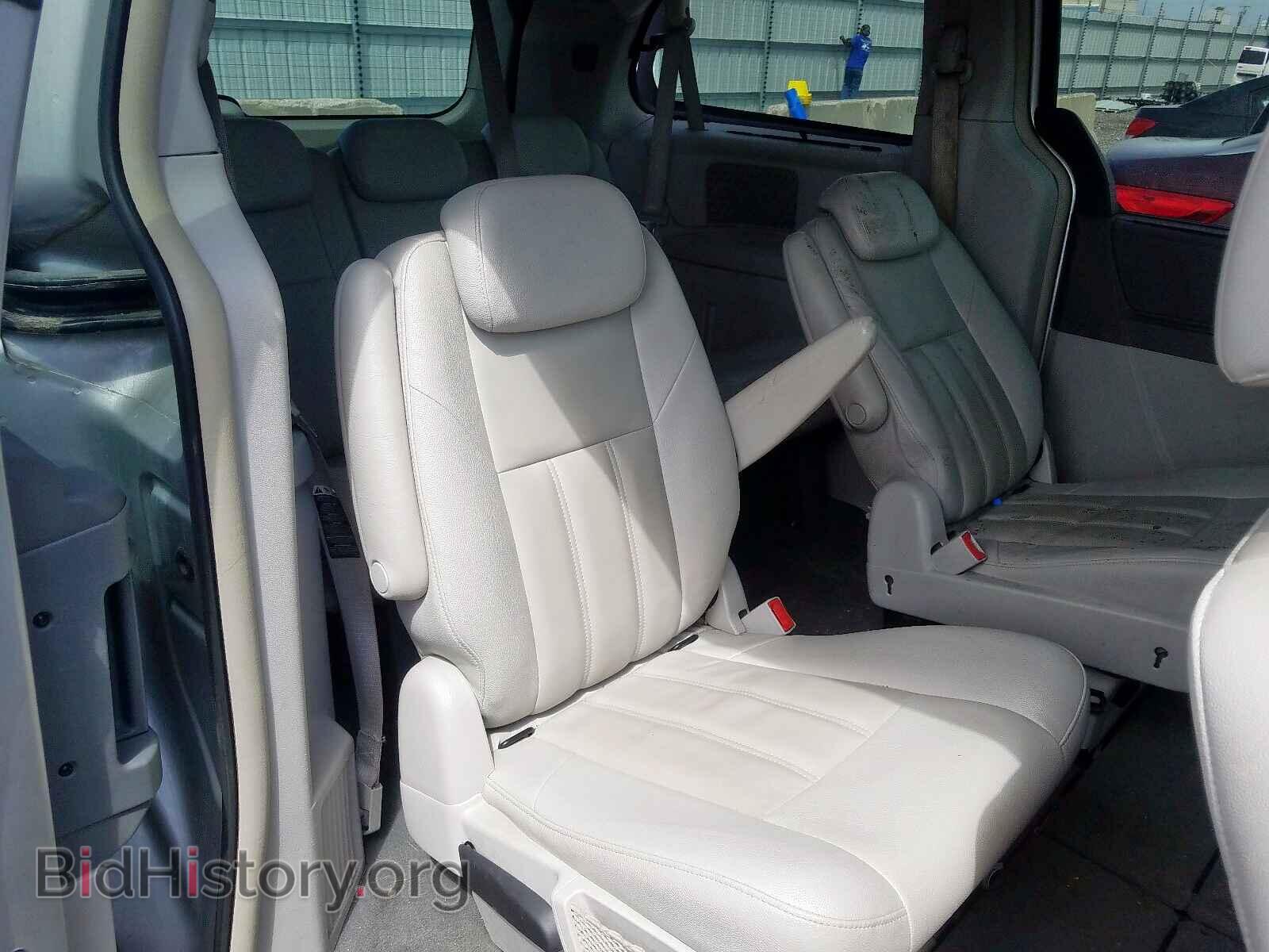 2008 CHRYSLER MINIVAN - VIN: 2A8HR54P18R769694 - Фото 6