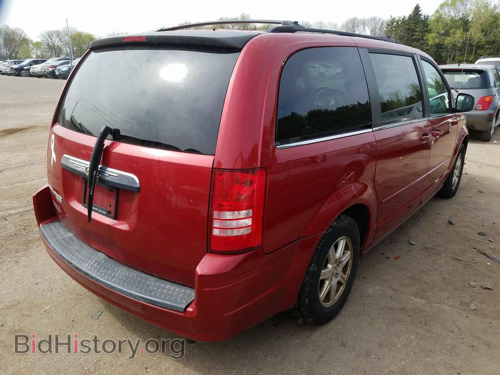 2008 CHRYSLER MINIVAN - VIN: 2A8HR54P78R668028 - Фото 4