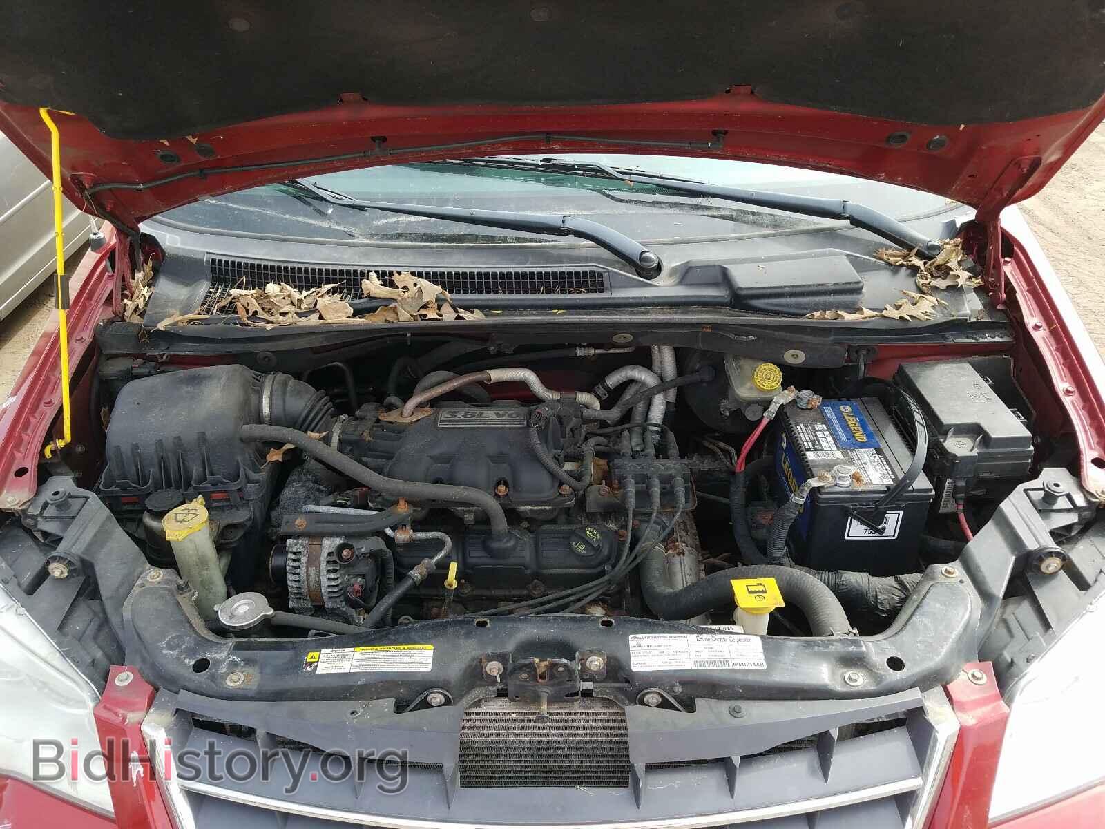 2008 CHRYSLER MINIVAN - VIN: 2A8HR54P78R668028 - Фото 7