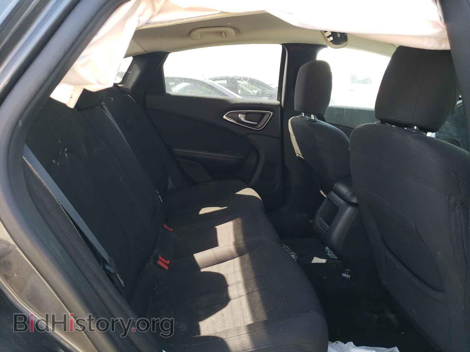 2015 CHRYSLER 200 - VIN: 1C3CCCAB1FN662160 - Фото 6