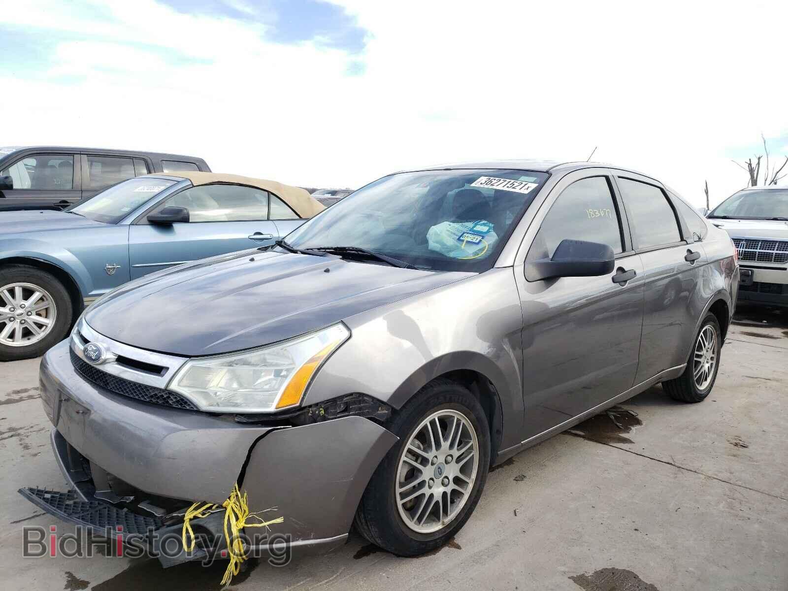2011 FORD FOCUS - VIN: 1FAHP3FN0BW179357 - Photo 2
