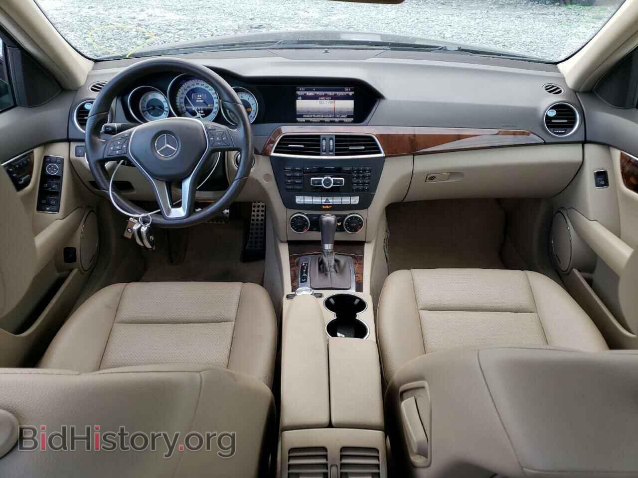 2013 MERCEDES-BENZ C-CLASS - VIN: WDDGF4HB6DA849713 - Фото 8