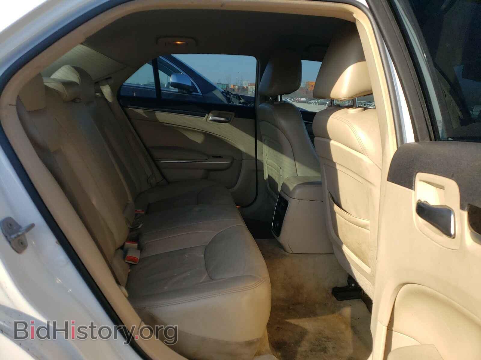 2013 CHRYSLER 300 - VIN: 2C3CCAAGXDH735841 - Фото 6