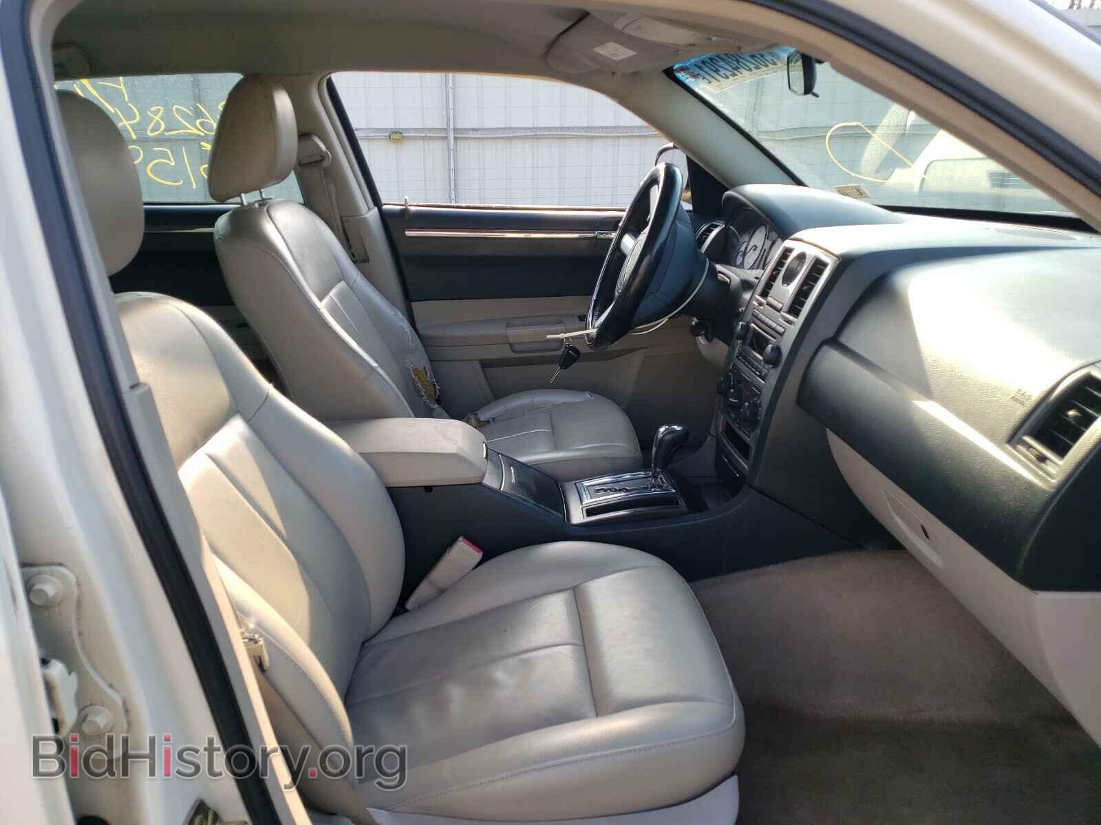2006 CHRYSLER 300 - VIN: 2C3KA53G76H520037 - Фото 5