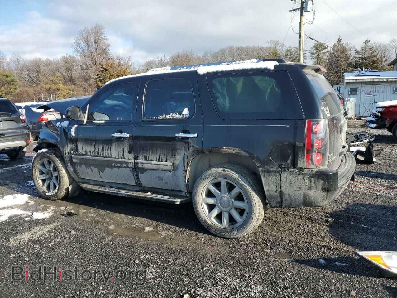 2009 GMC YUKON - VIN: 1GKFK032X9R233155 - Фото 2