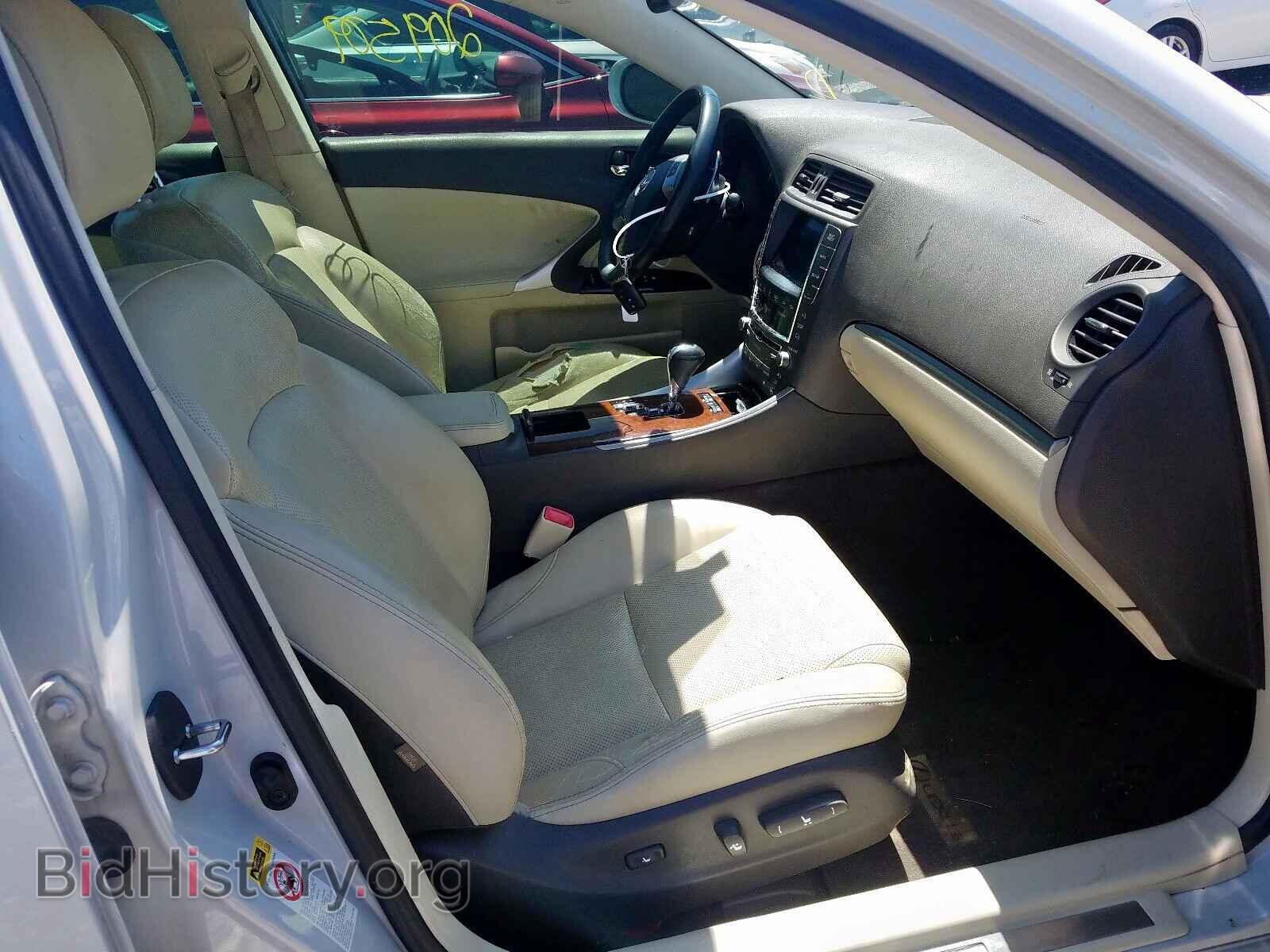 2011 LEXUS IS - VIN: JTHCF5C2XB5045764 - Фото 5