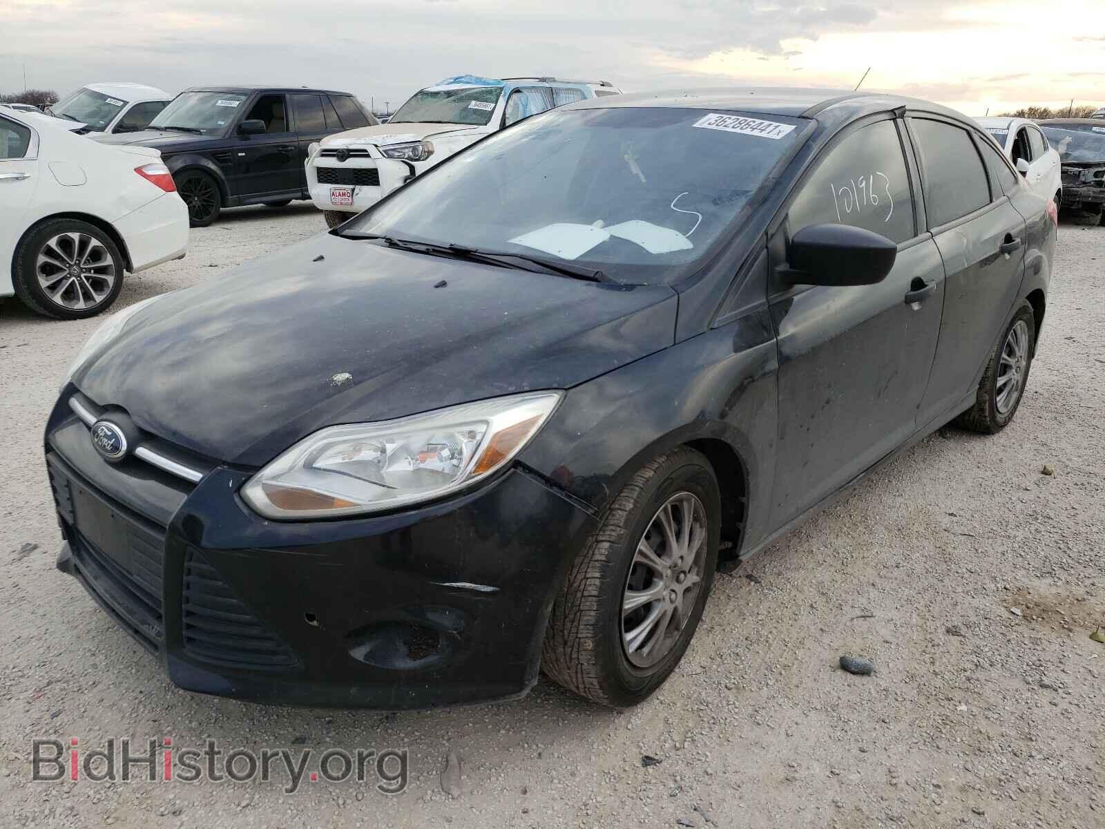 2014 FORD FOCUS - VIN: 1FADP3E2XEL389993 - Фото 2