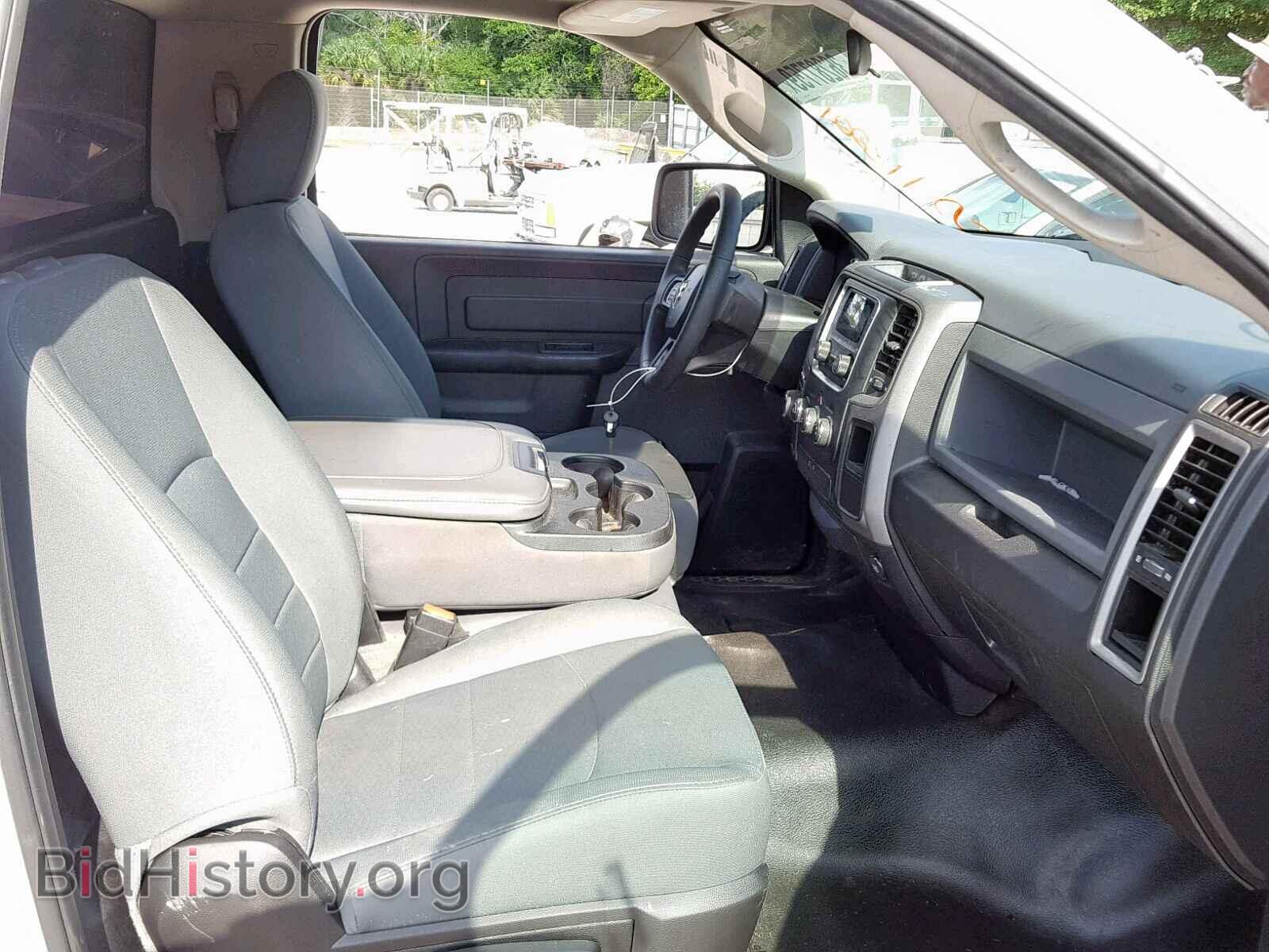 2017 RAM 1500 ST - VIN: 3C6JR6DG2HG510773 - Фото 5