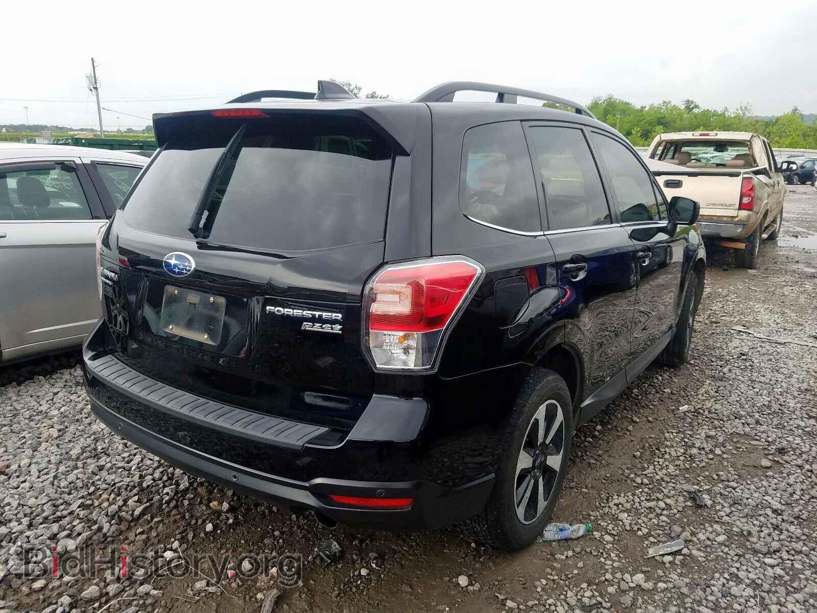 2017 SUBARU FORESTER - VIN: JF2SJARC7HH523605 - Фото 4