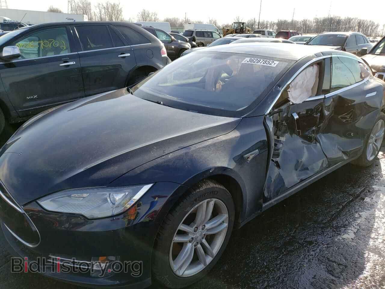 2014 TESLA MODEL S - VIN: 5YJSA1H1XEFP52015 - Фото 2