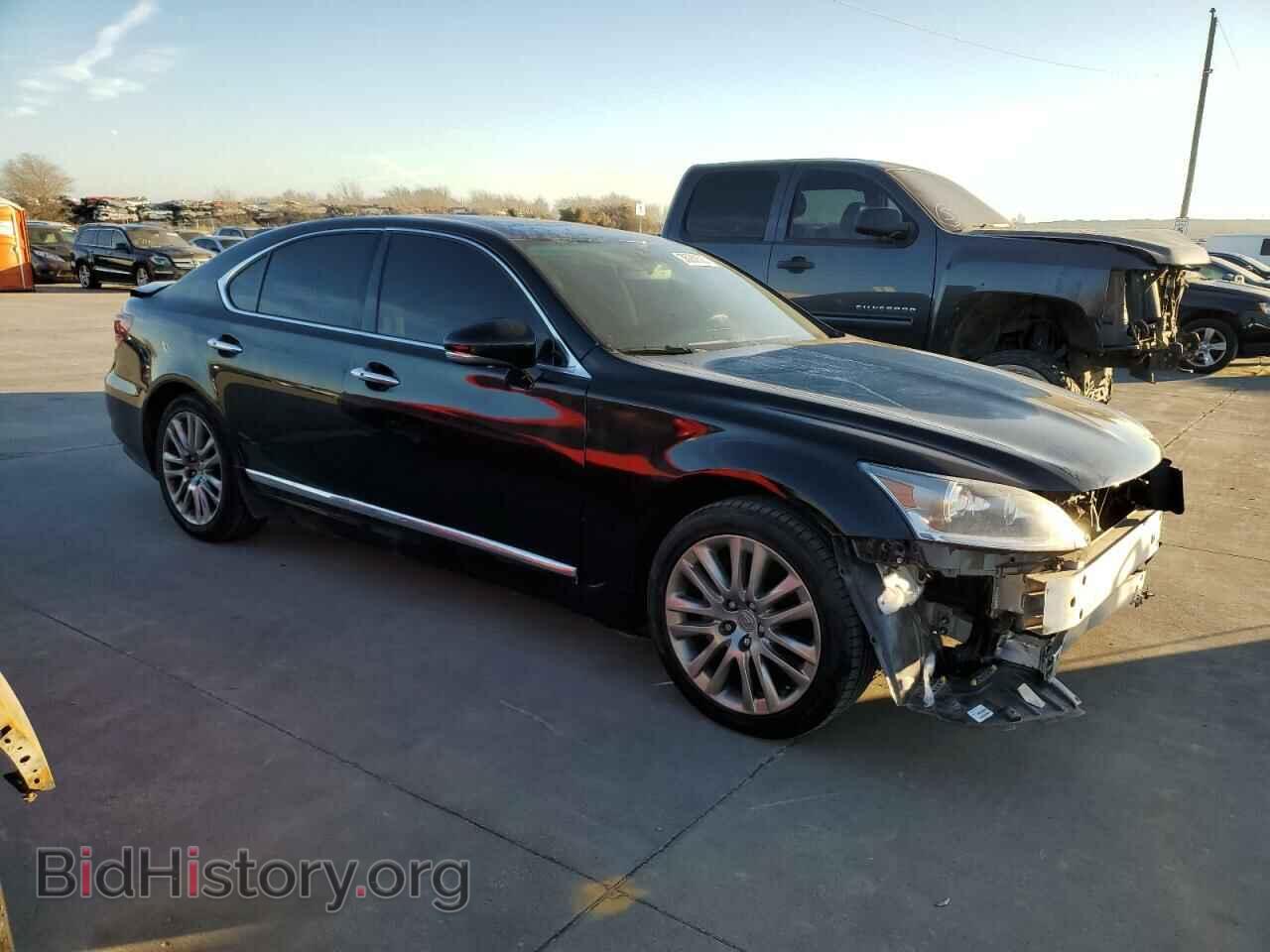 2015 LEXUS LS460 - VIN: JTHBL5EF9F5136549 - Photo 4