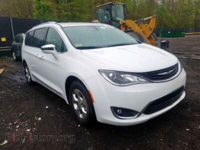2018 Chrysler PACIFICA Pacifica H, белый — VIN 2C4RC1N72JR365782, Copart