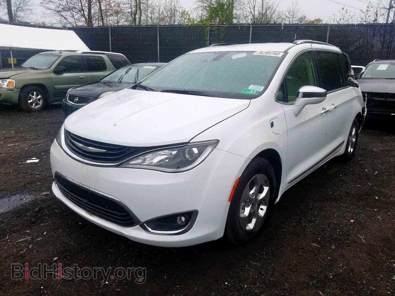 2018 CHRYSLER PACIFICA - VIN: 2C4RC1N72JR365782 - Photo 2