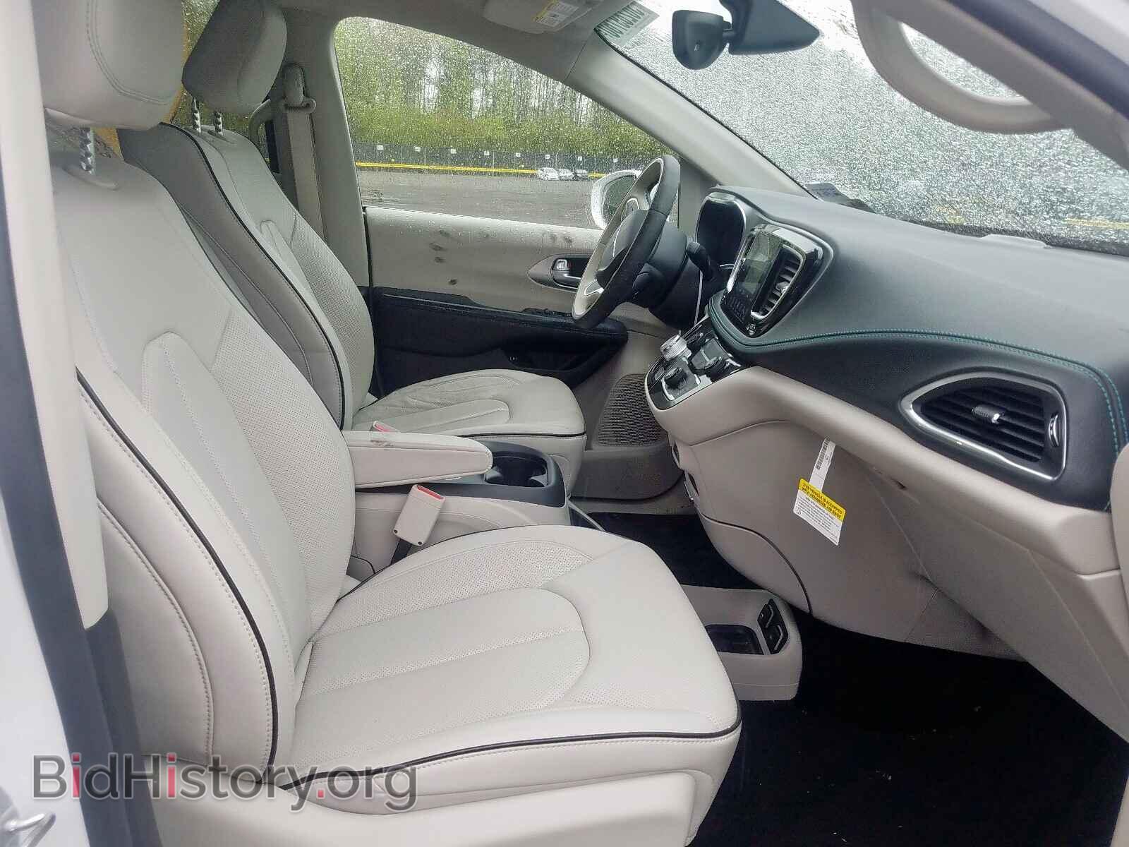2018 CHRYSLER PACIFICA - VIN: 2C4RC1N72JR365782 - Photo 5