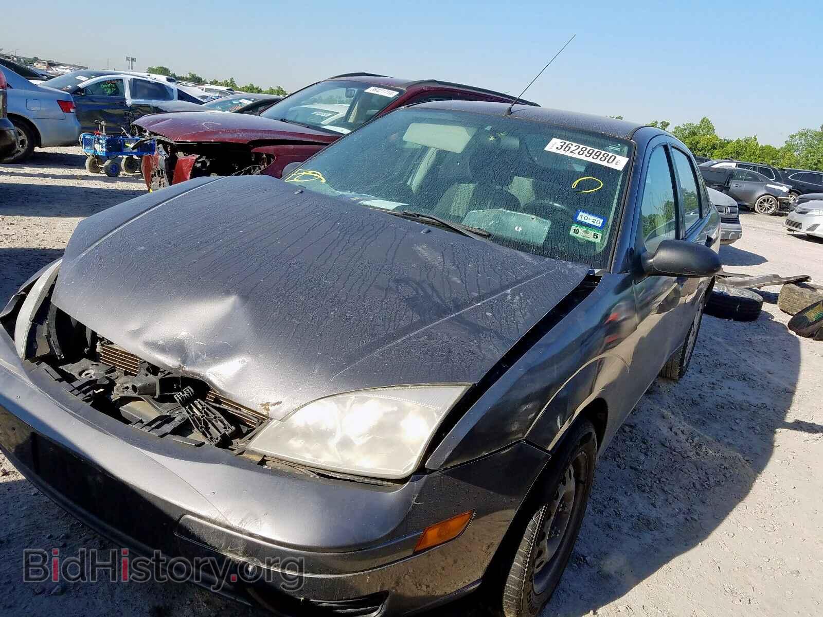 2007 FORD FOCUS - VIN: 1FAHP34N87W121202 - Фото 2