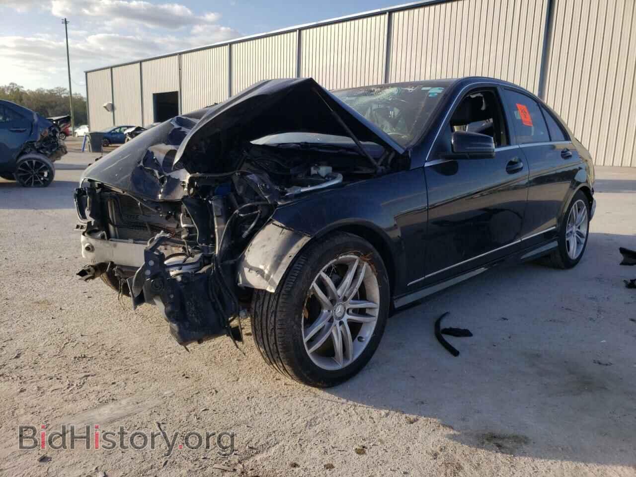 2013 MERCEDES-BENZ C-CLASS - VIN: WDDGF4HB2DG093472 - Фото 2