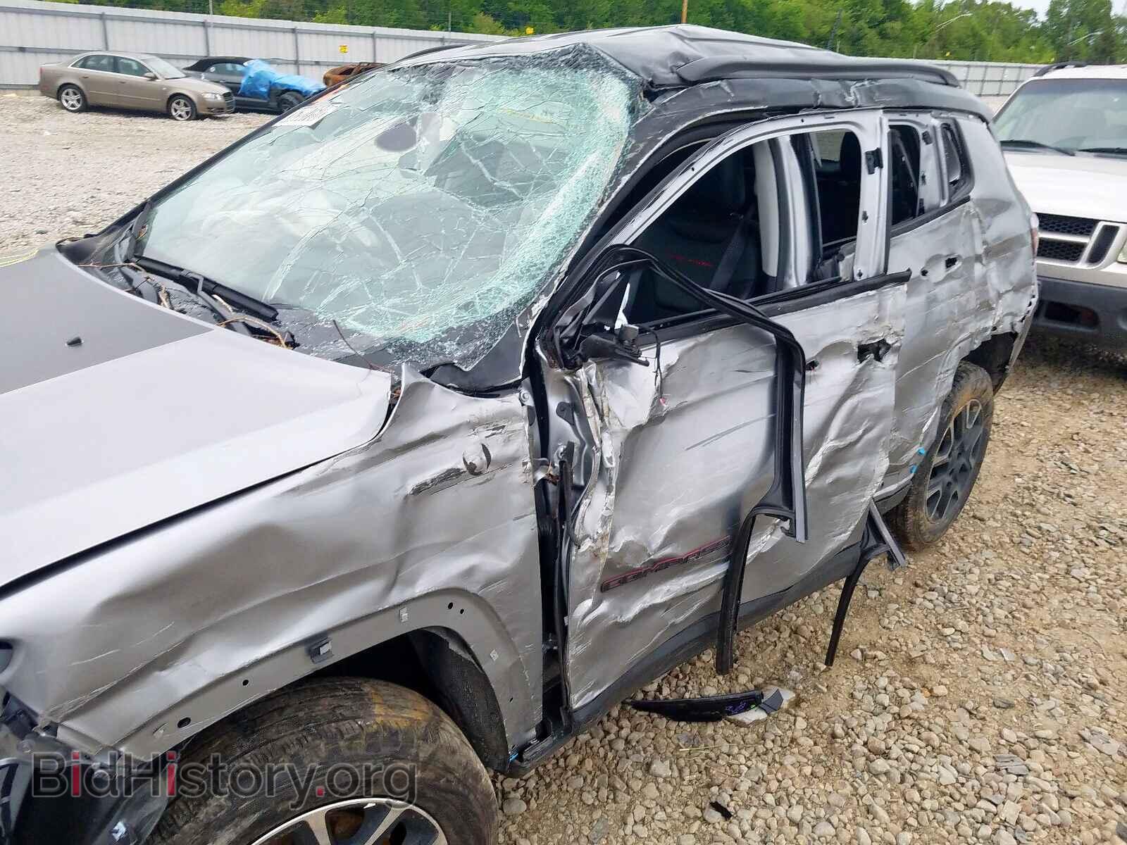 2019 JEEP COMPASS - VIN: 3C4NJDDB8KT721923 - Фото 9