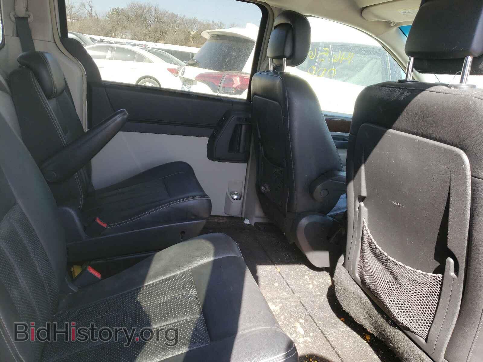 2010 CHRYSLER MINIVAN - VIN: 2A4RR8DX7AR494667 - Фото 6