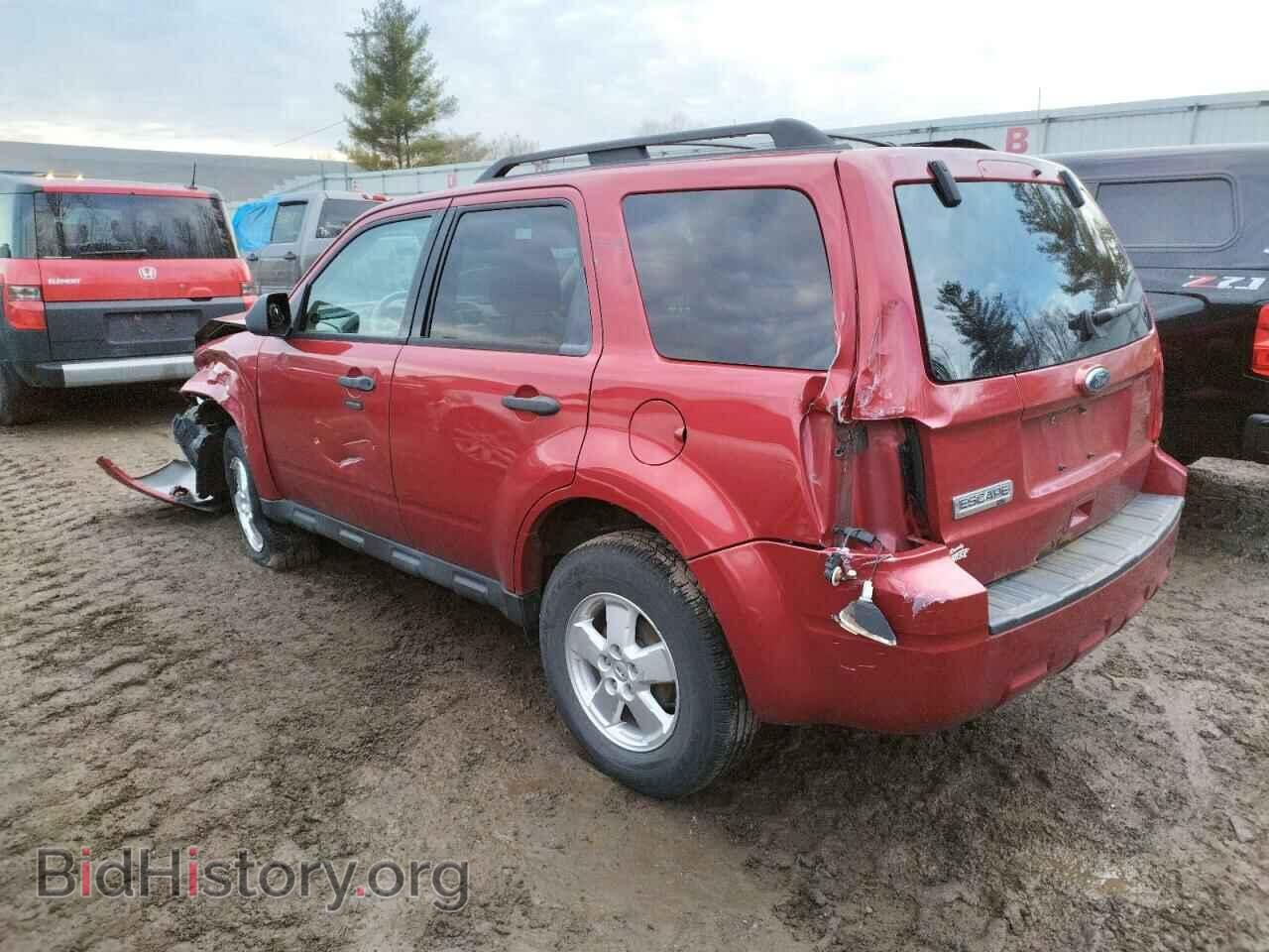 2010 FORD ESCAPE - VIN: 1FMCU0D72AKD26182 - Фото 2