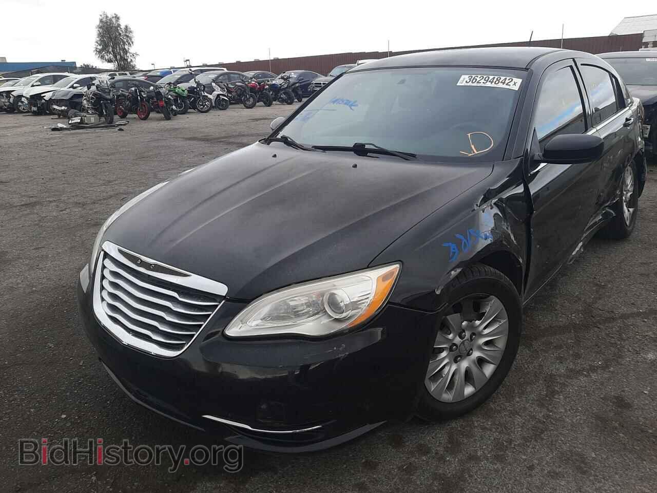 2013 CHRYSLER 200 - VIN: 1C3CCBAB1DN686711 - Photo 2