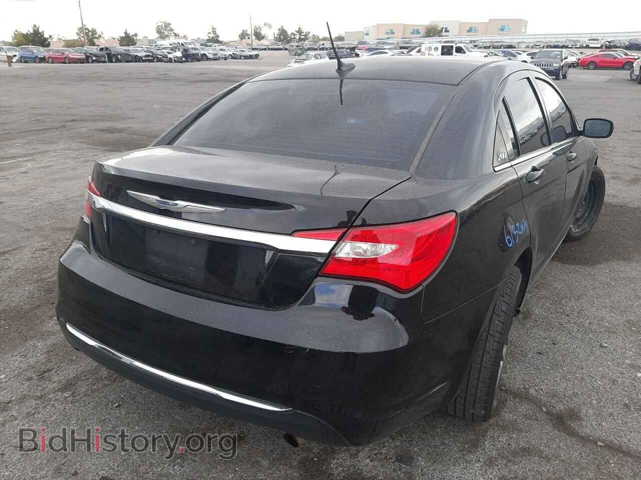 2013 CHRYSLER 200 - VIN: 1C3CCBAB1DN686711 - Photo 4
