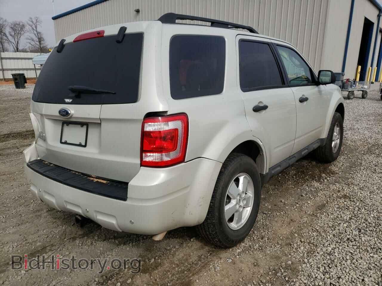 2009 FORD ESCAPE - VIN: 1FMCU02709KD06026 - Фото 4
