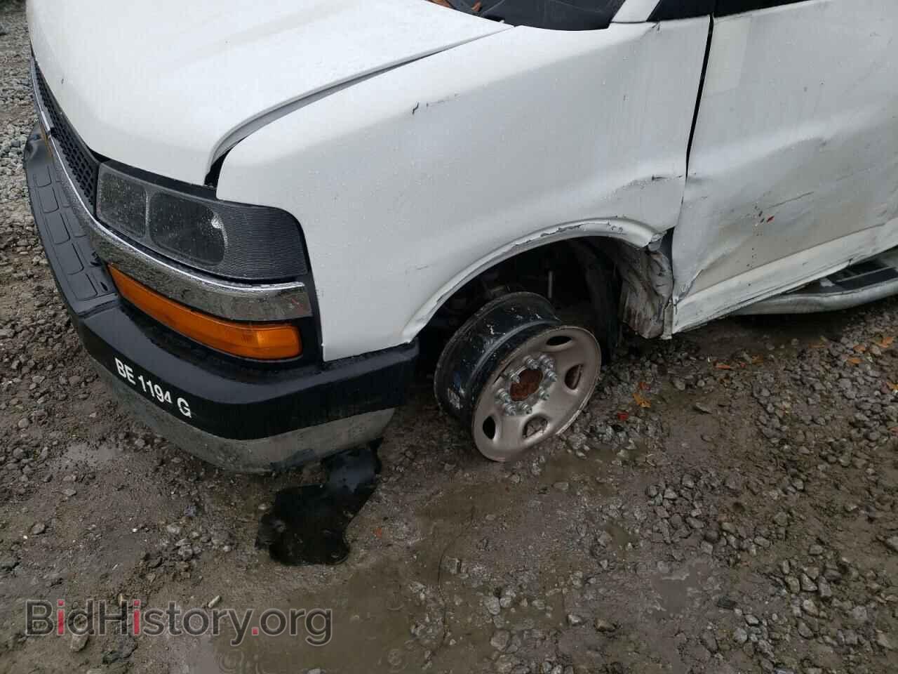 2021 CHEVROLET EXPRESS - VIN: 1GCWGAF77M1180724 - Фото 9