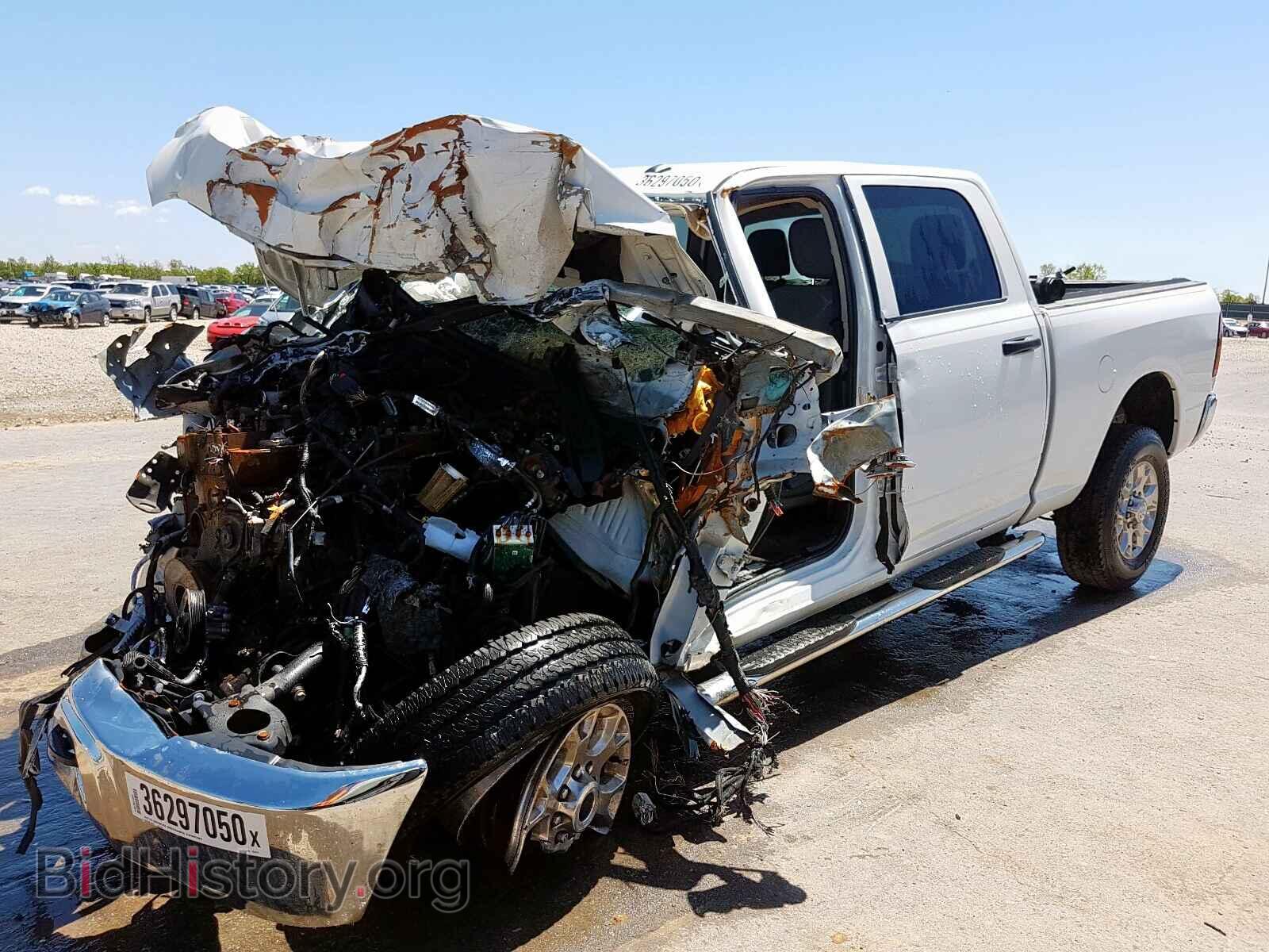 2018 RAM 2500 - VIN: 3C6UR5CL7JG164876 - Фото 2
