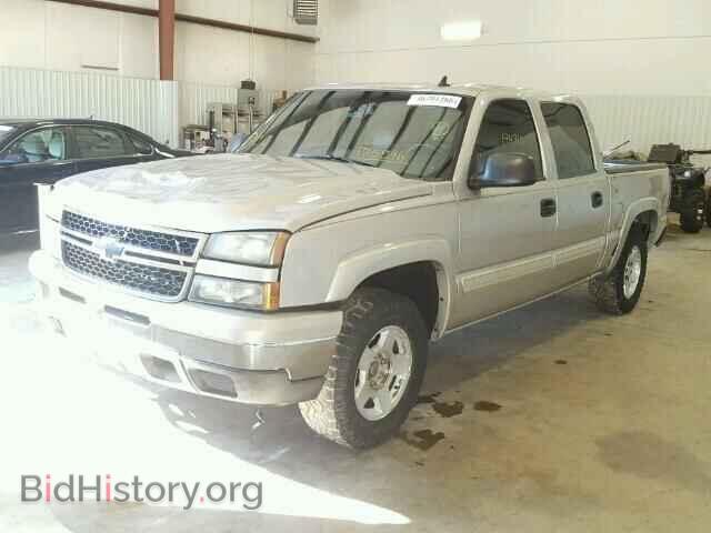 2006 CHEVROLET SILVERADO - VIN: 2GCEK13T961175596 - Photo 2