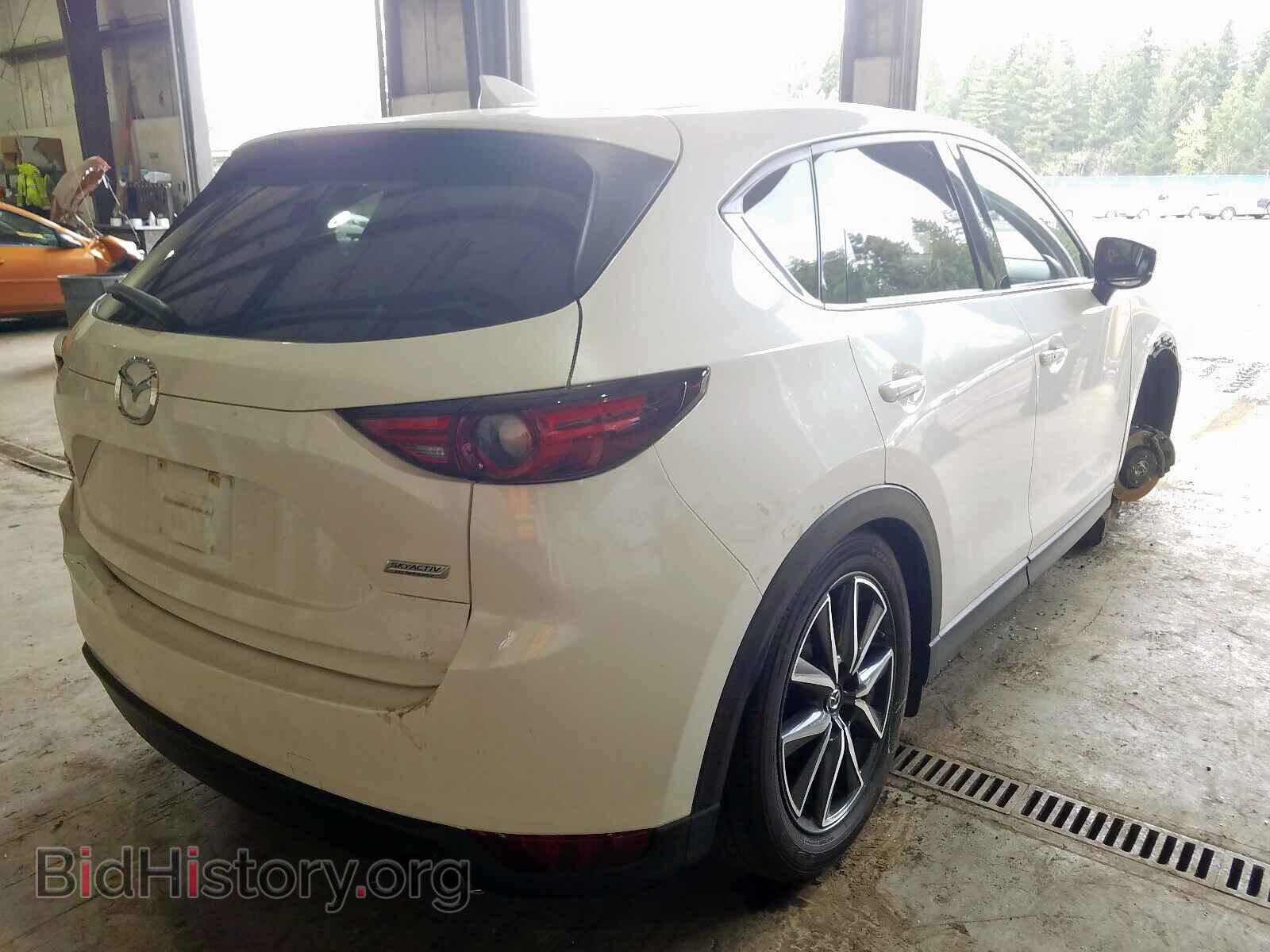 2018 MAZDA CX-5 - VIN: JM3KFBDM0J0404666 - Photo 4