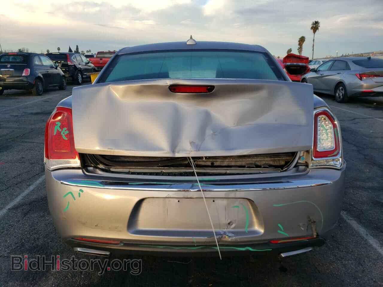 2015 CHRYSLER 300 - VIN: 2C3CCAAG2FH796796 - Фото 6
