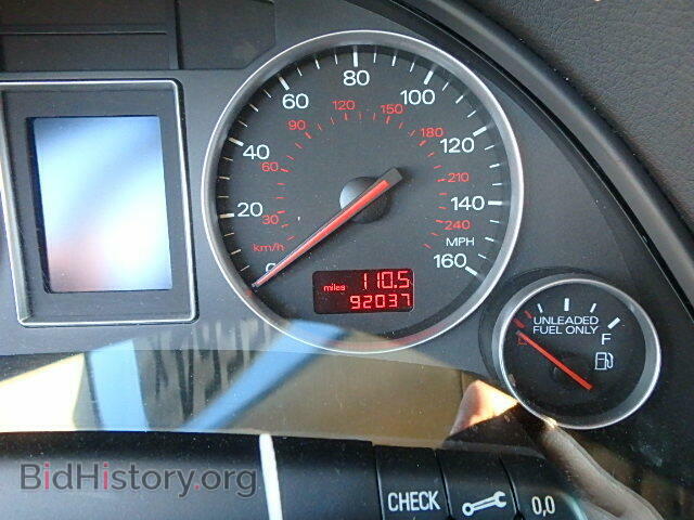 2002 AUDI A4 - VIN: WAULC68EX2A162235 - Фото 8