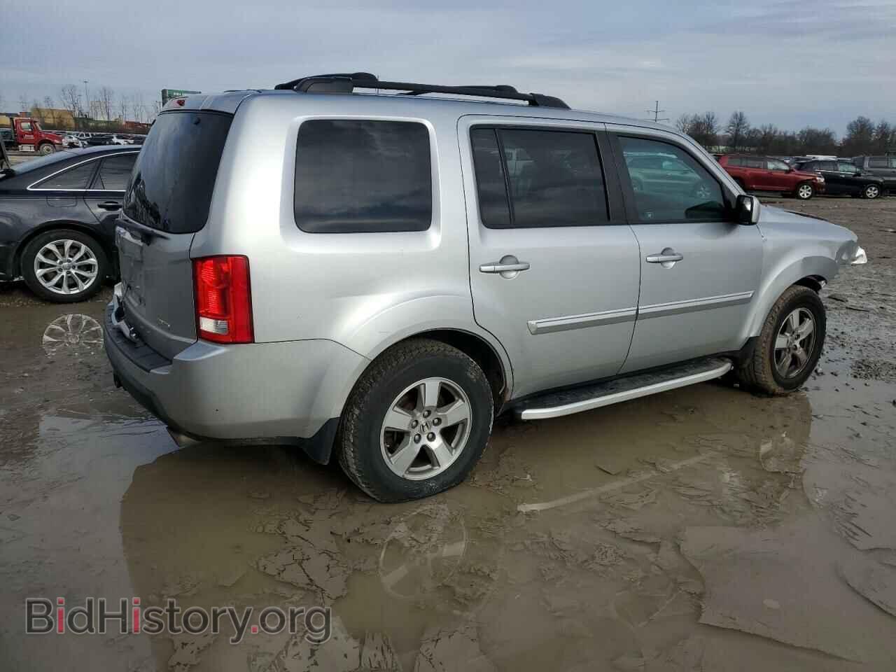 2011 HONDA PILOT - VIN: 5FNYF4H52BB099580 - Фото 3