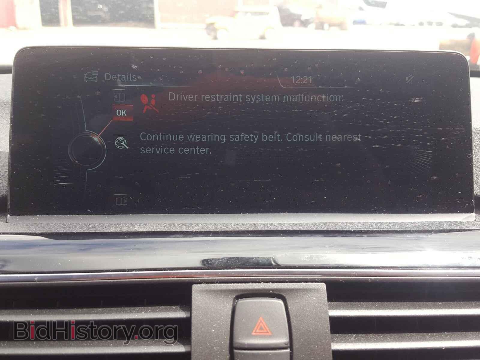 2016 BMW 3 SERIES - VIN: WBA8E5G59GNU20675 - Фото 9