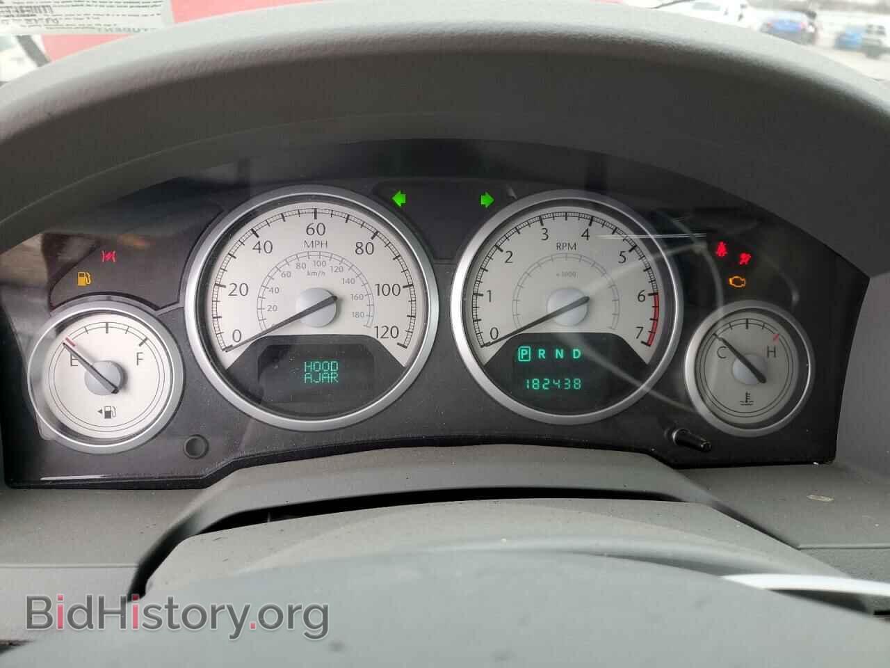 2009 CHRYSLER MINIVAN - VIN: 2A8HR54X09R647331 - Фото 9