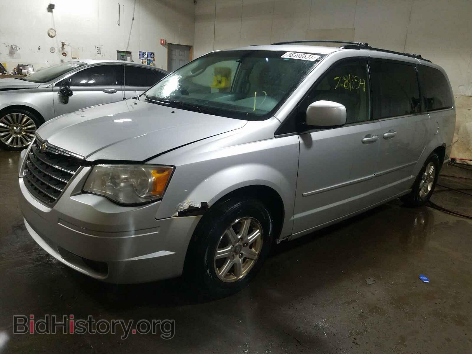 2008 CHRYSLER MINIVAN - VIN: 2A8HR54P78R648989 - Фото 2