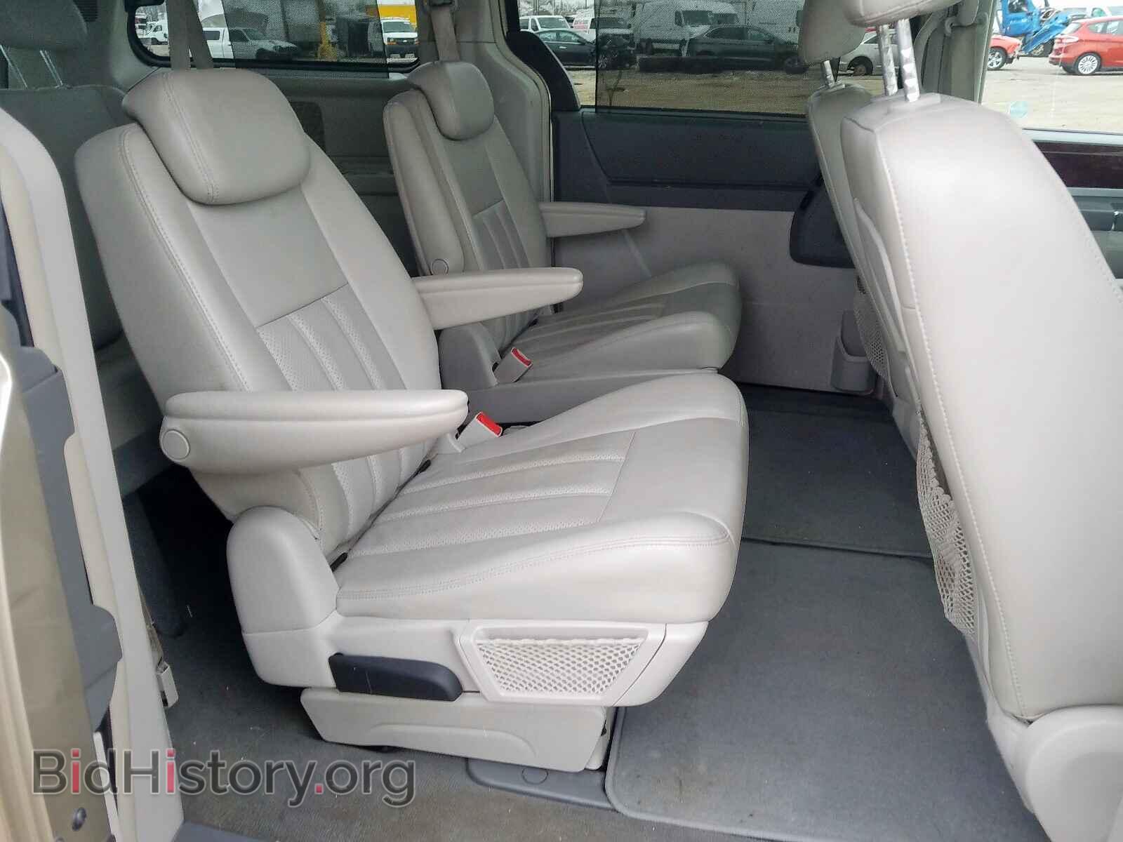 2009 CHRYSLER MINIVAN - VIN: 2A8HR54199R653883 - Фото 6