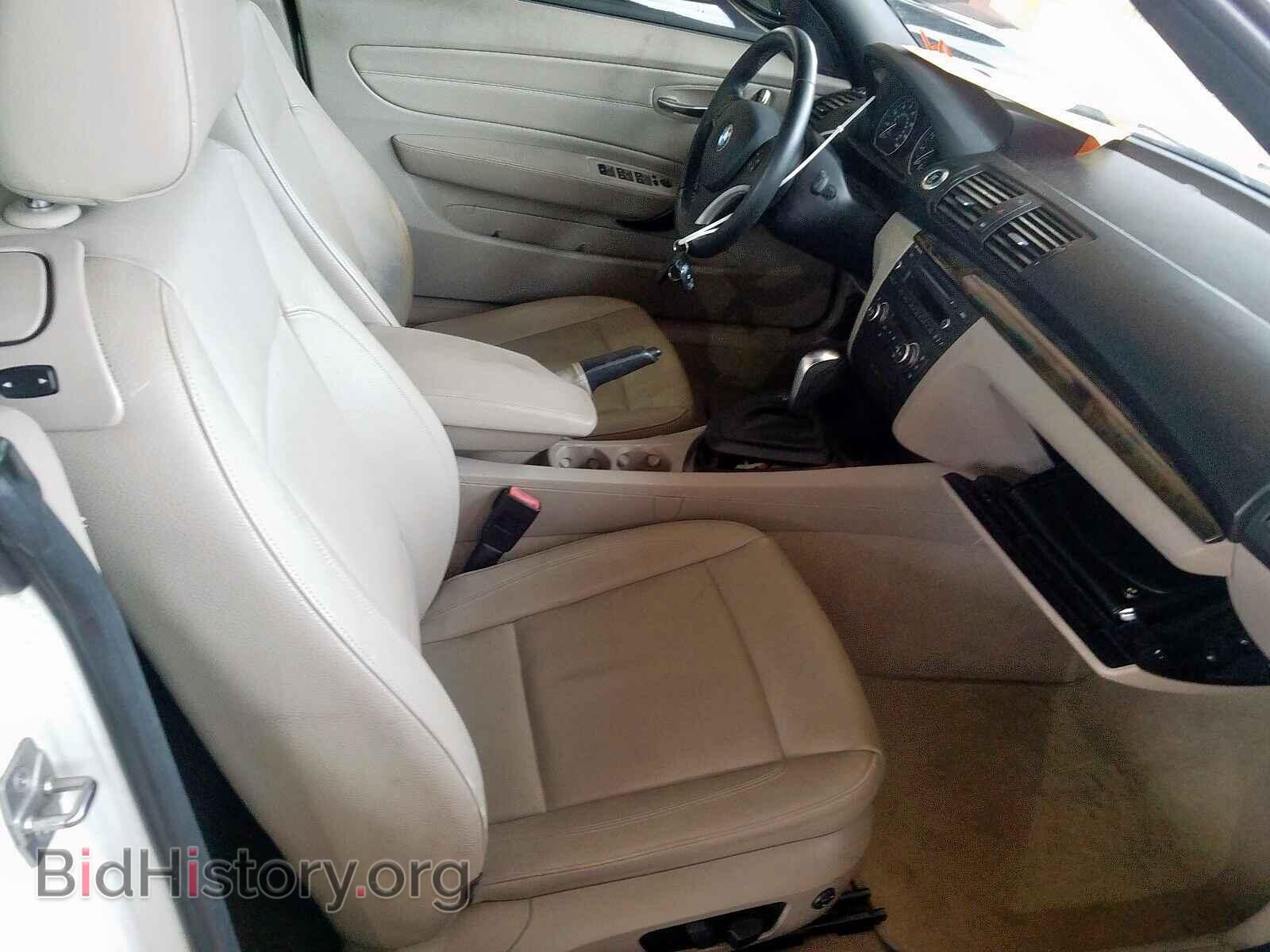 2011 BMW 1 SERIES - VIN: WBAUL7C56BVM80136 - Фото 5