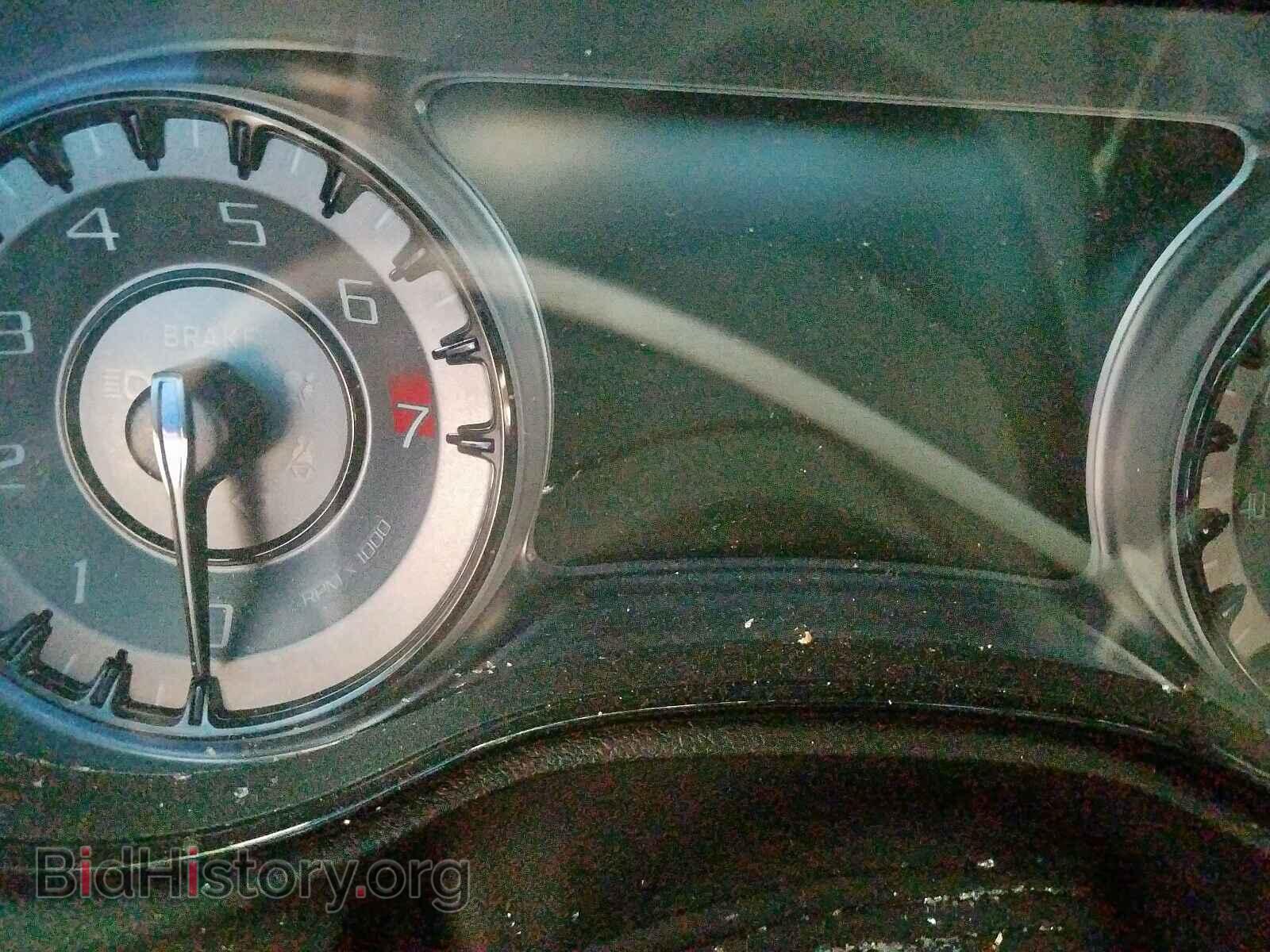 2016 CHRYSLER 300 - VIN: 2C3CCABG2GH269468 - Фото 8
