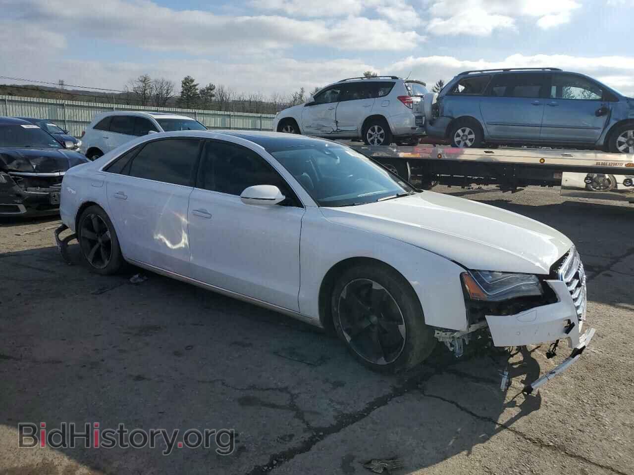2011 AUDI A8 - VIN: WAURVAFD9BN016841 - Фото 4