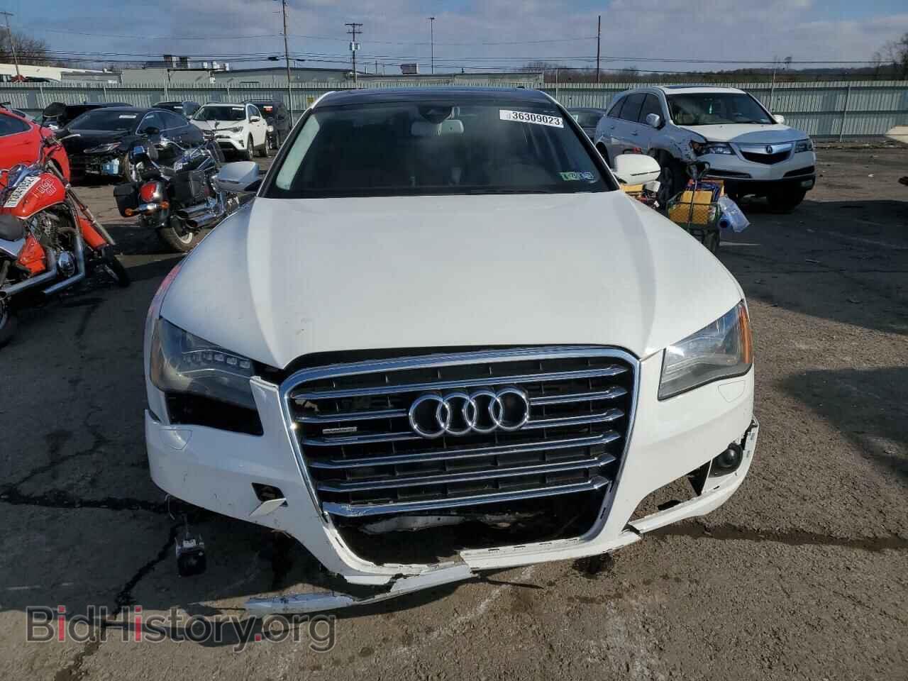 2011 AUDI A8 - VIN: WAURVAFD9BN016841 - Фото 5