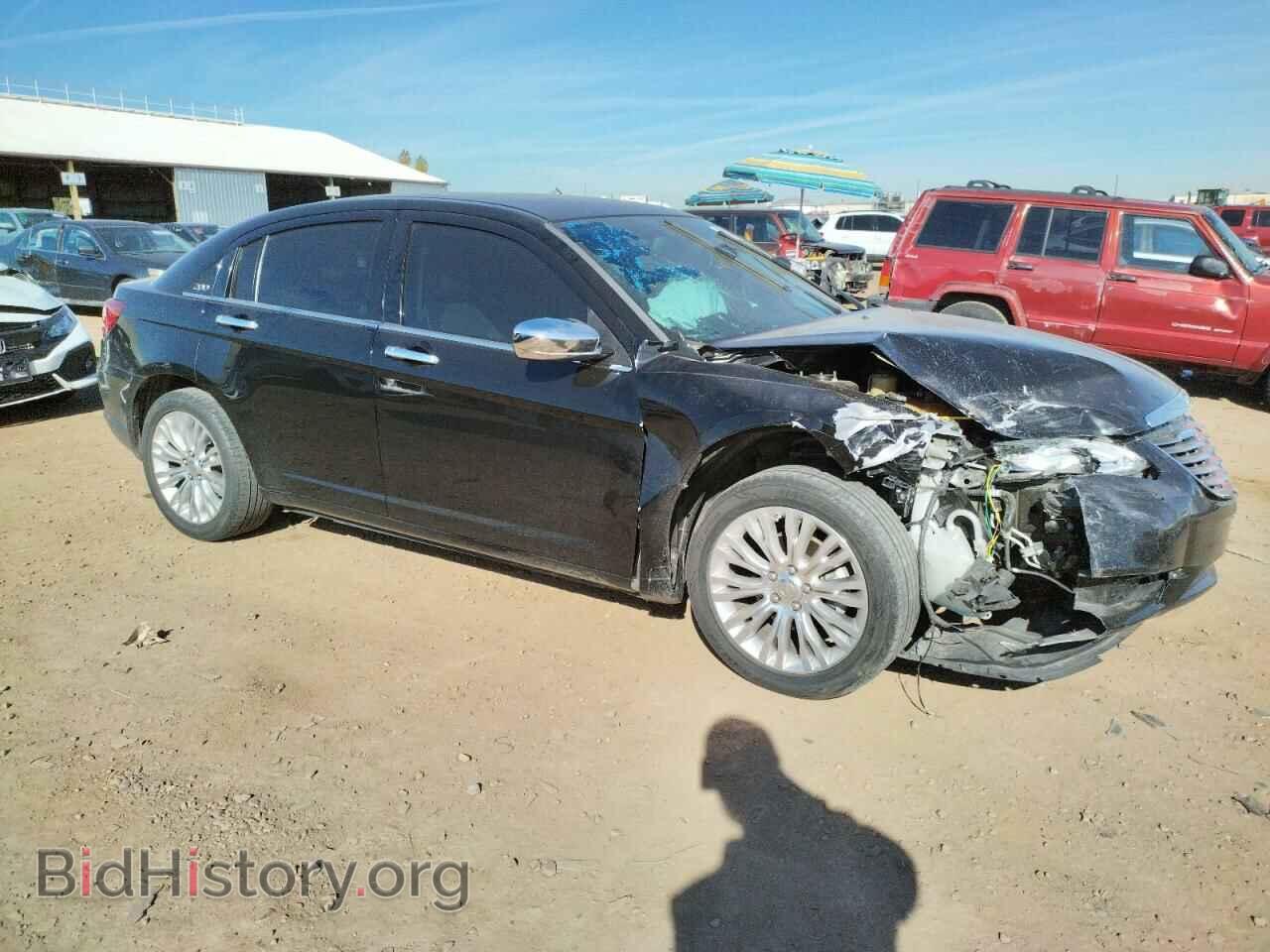 2011 CHRYSLER 200 - VIN: 1C3BC2FG0BN569473 - Фото 4