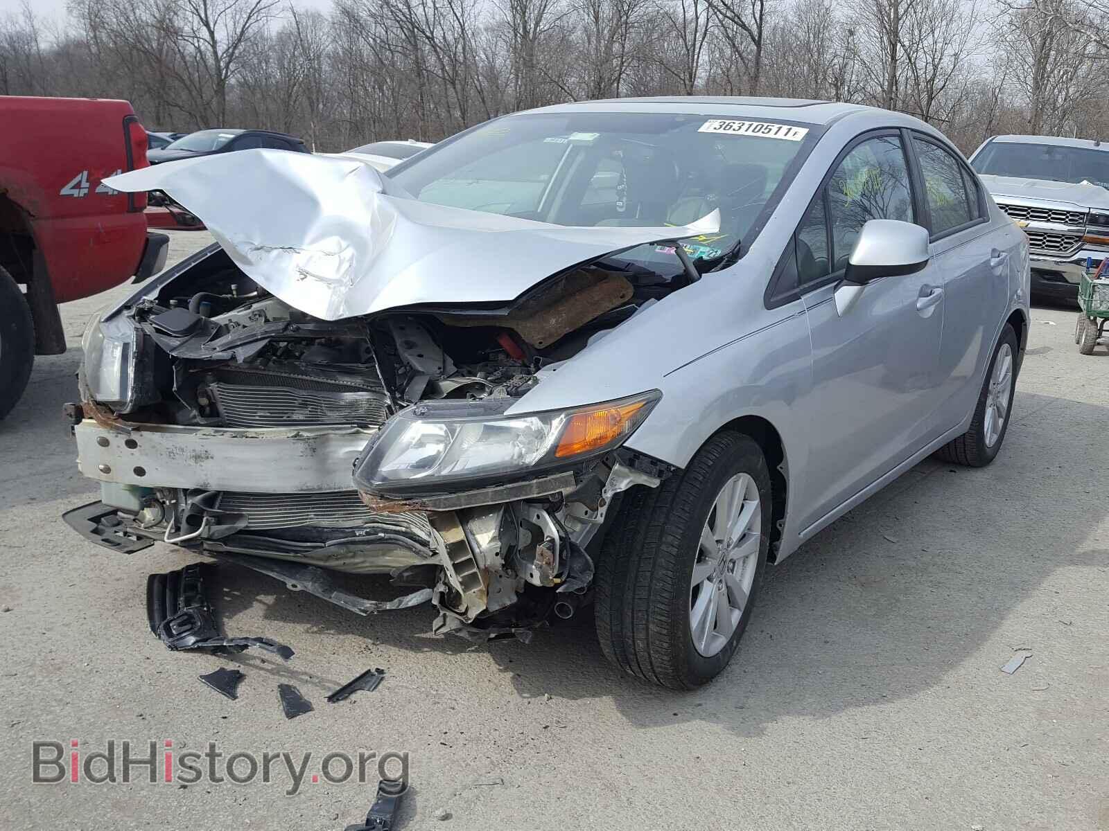 2012 HONDA CIVIC - VIN: 2HGFB2F90CH530962 - Фото 2