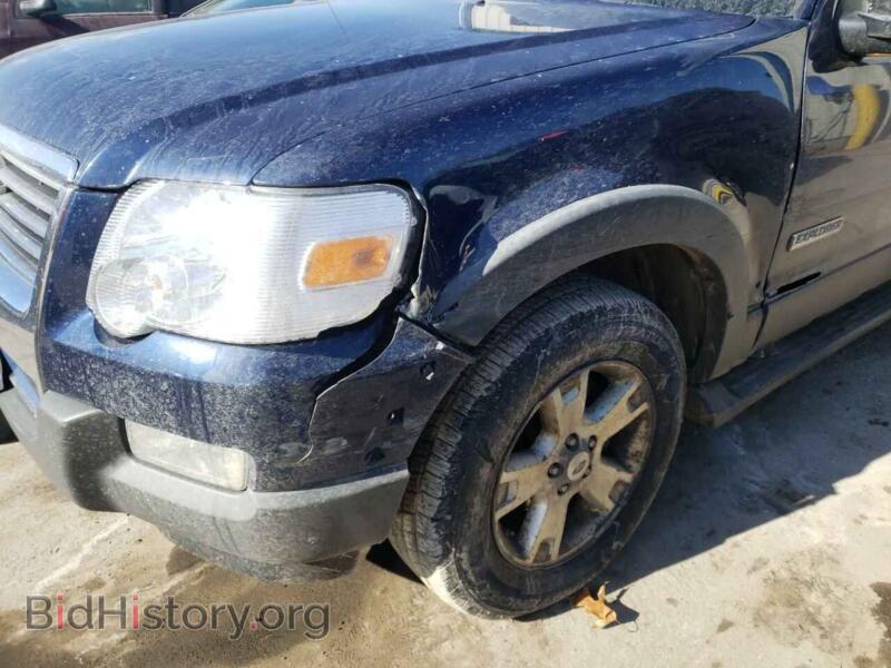 2006 Ford EXPLORER (VIN 1FMEU73E26UA13839) — photo 9 of 10