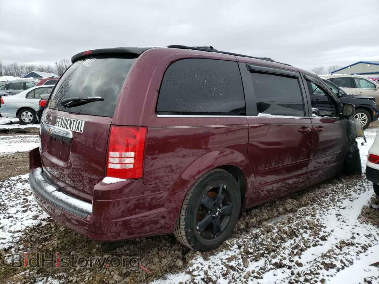 2008 CHRYSLER MINIVAN - VIN: 2A8HR54P88R654137 - Фото 3