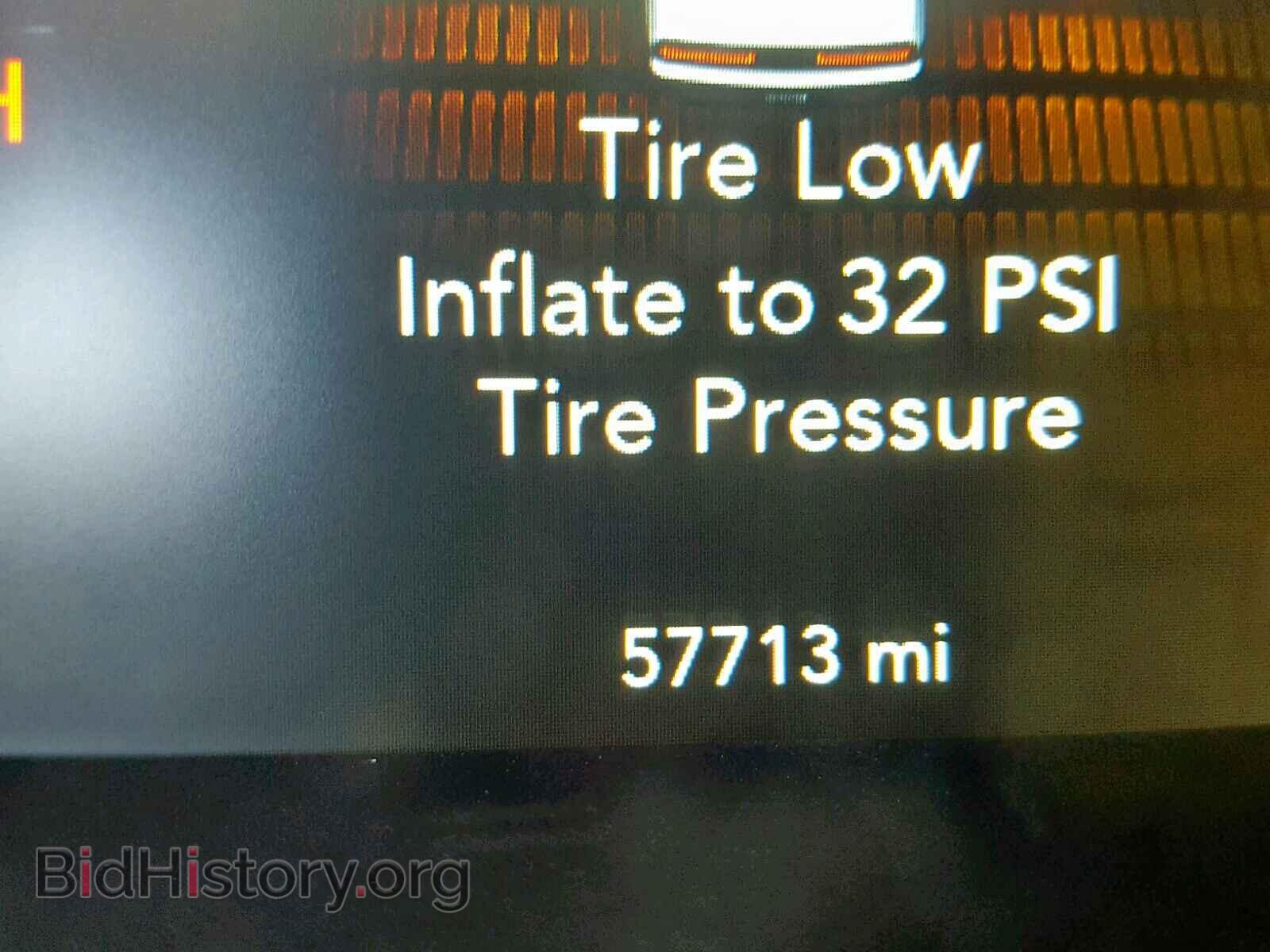 2016 DODGE CHALLENGER - VIN: 2C3CDZAG4GH309286 - Фото 8