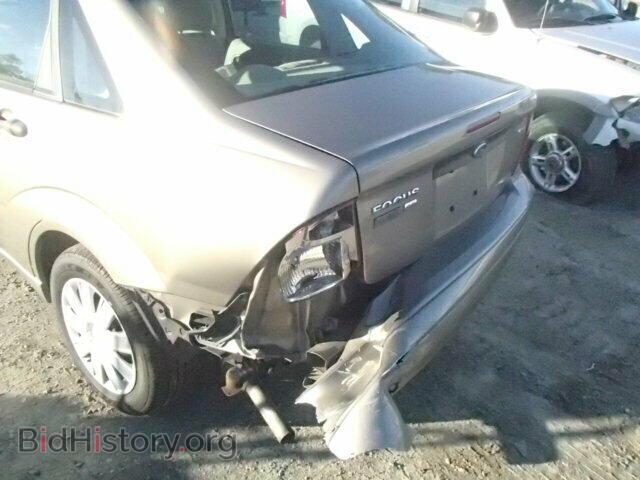 2005 FORD FOCUS - VIN: 1FAFP34NX5W133100 - Фото 9
