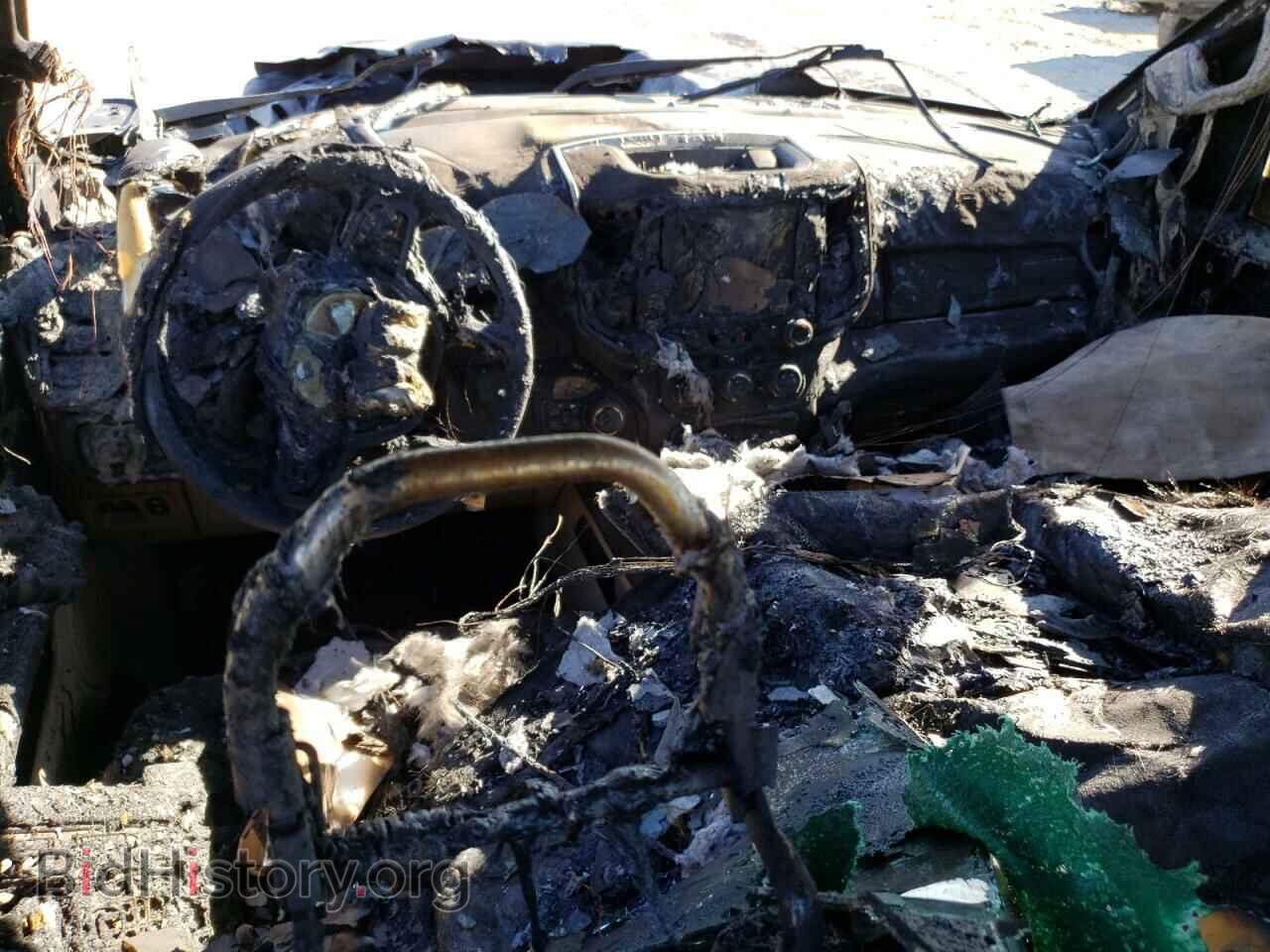 2020 RAM 1500 - VIN: 1C6SRFBT3LN281590 - Фото 8